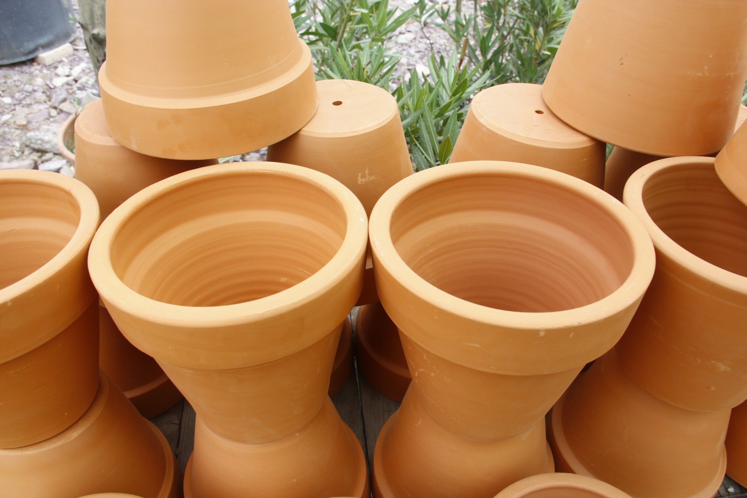 ANTİK SAKSI 3 ADET - EL YAPIMI DOĞAL ÇÖMLEK